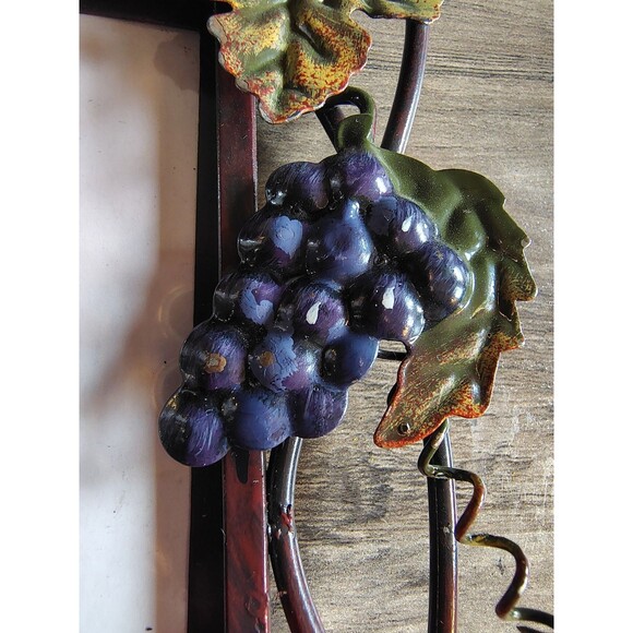 Metal Grape Vine Picture Frame 4" X 6" Leaves Grapes Italian Style Wine Winery - Picture 5 of 7